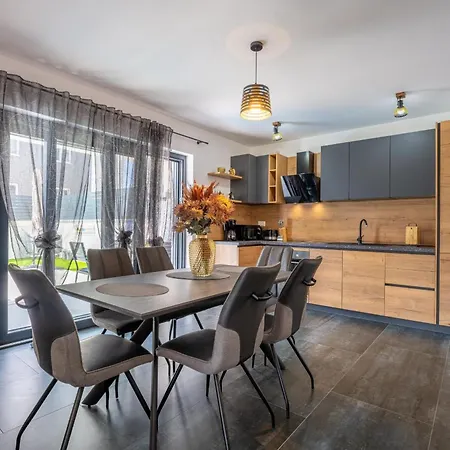 Apartment Rose Mit Privatem Pool *