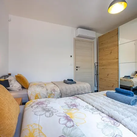 Apartment Rose Mit Privatem Pool *